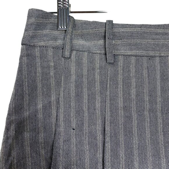 Zara Grey Striped Printed Pleated Mini Suit Short Size Small NWT - Picture 6 of 16